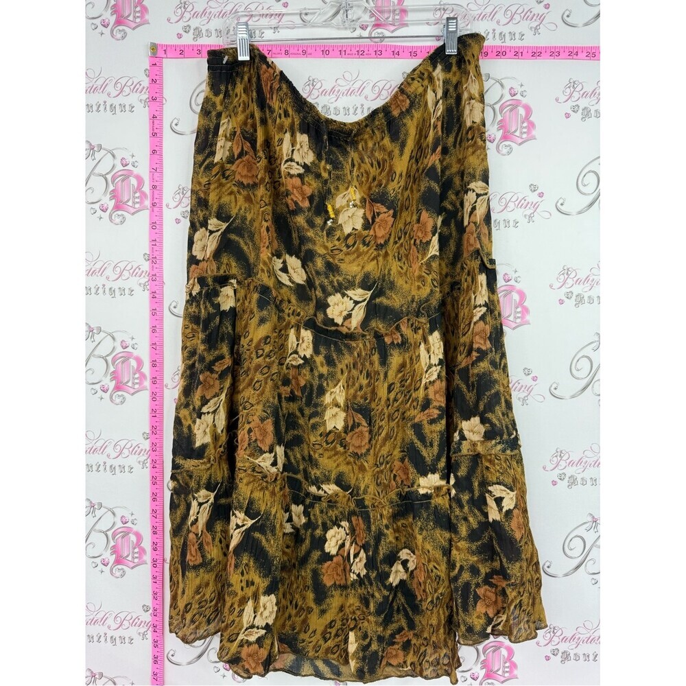 Wardrobe Essentials skirt Rayon Printed Top in Mustard and Black